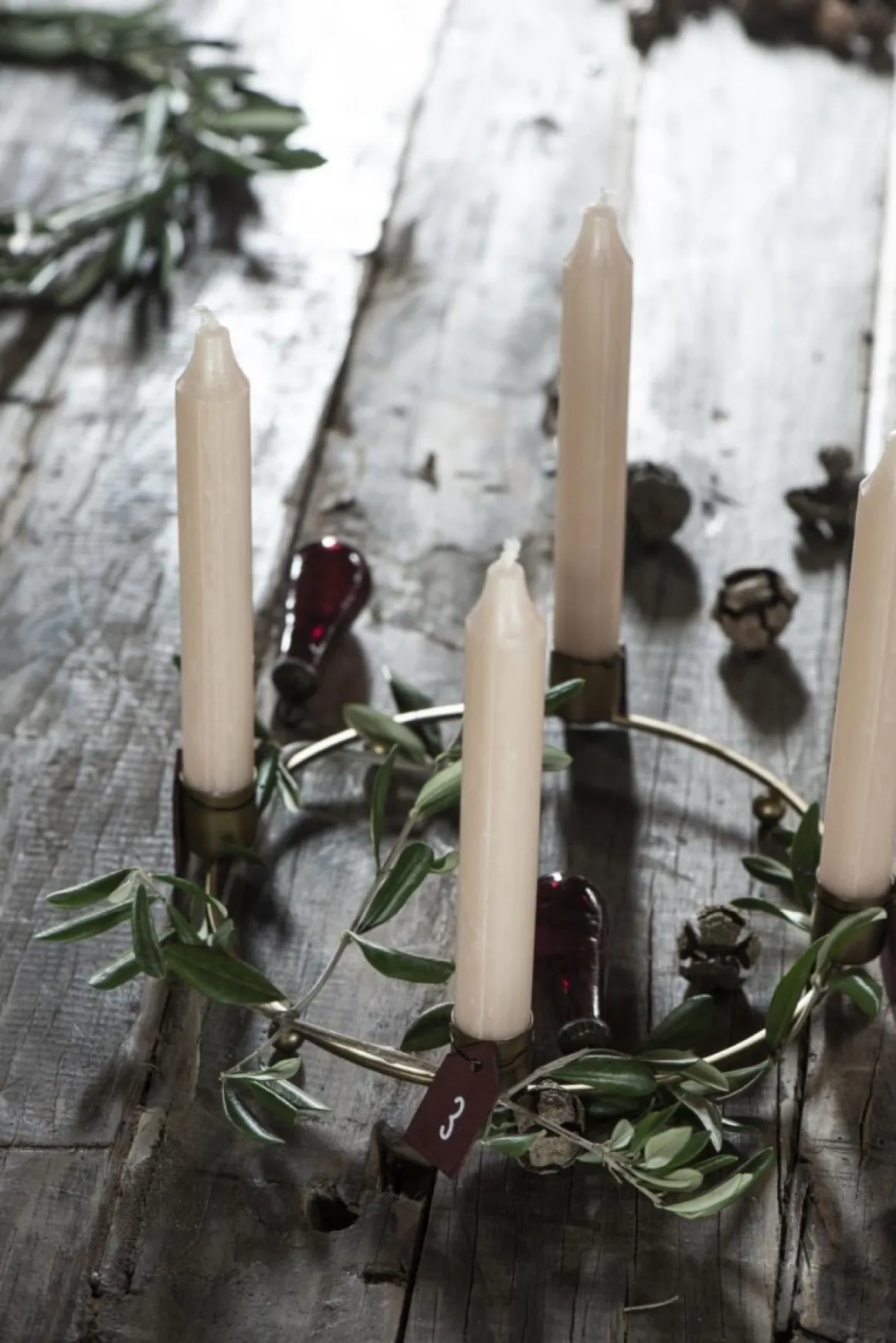 Adventsanhänger Haus rot, Zahlenset 1bis 4, Geschenkanhänger, 4x2cm, Ib Laursen