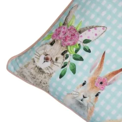Baumwoll Kissen Hasen, 4 Kaninchen mit Blumen, hellblau-weiß kariert, 35x45cm, Mars & More