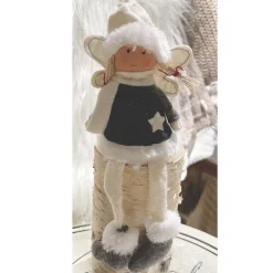 Deko Engel mit Strickkleid, Winterpüppchen gestrickt, Schlackerbeine, grau-weiß, 18cm, Kantenhocker