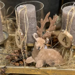 Deko Hirsch, Hirsch samtlook, braun beflockt, liegend, 14cm