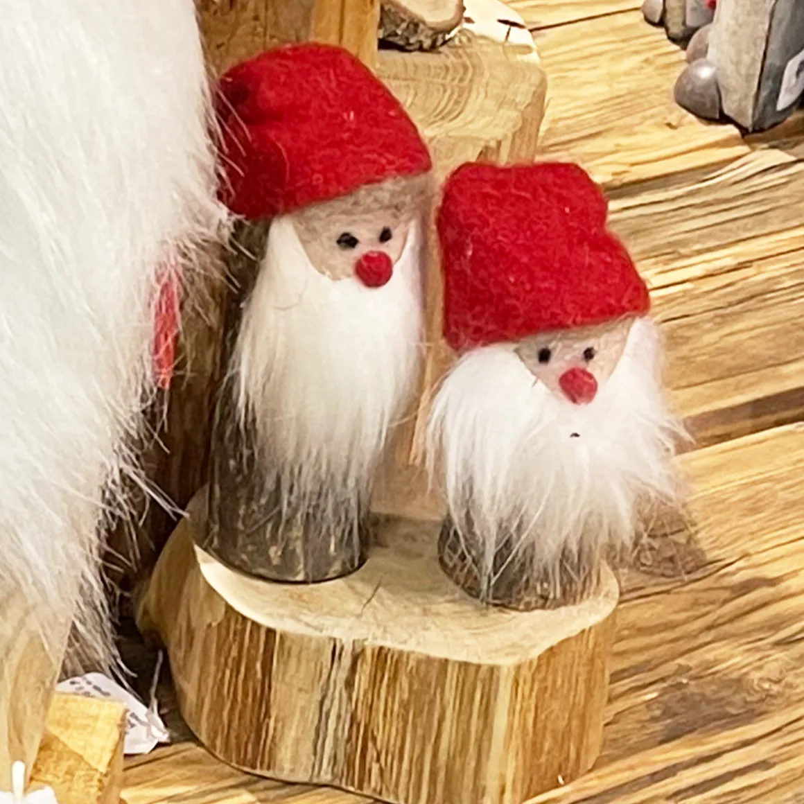 Deko Holzwichtel, Wichtel Nikolaus aus Naturholz, 12cm