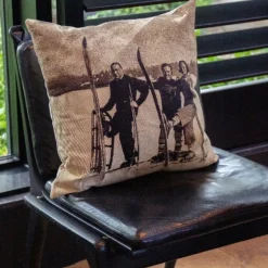 Gobelin Kissen Skifahrer Nostalgie, Skifahrergruppe, Sepia, 45x45cm, Mars & More