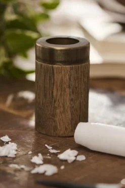 Kerzenspitzer für 1,3 und 2,2cm Kerzen, Holzbehälter-Metall, Ib Laursen