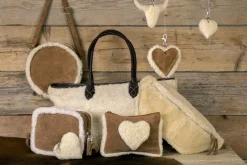 Kuhfell-Plüsch Schlüsselanhänger Herz, Fellherz mit Plüsch, 10x11cm, braun-creme, Mars & More