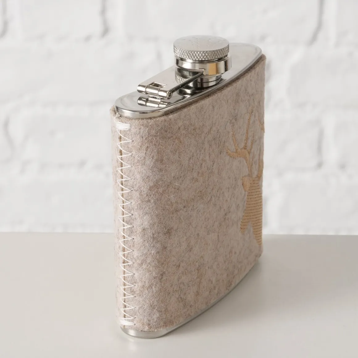 Trinkflasche Hirsch Vilbert, Flaschmann aus Filz mit Hirschkopf unten, 11x9cm, Boltze Home Collections