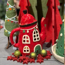 Windlicht Teekanne rot, lustiger Teekessel mit Fenster, Türe und Lichterkette